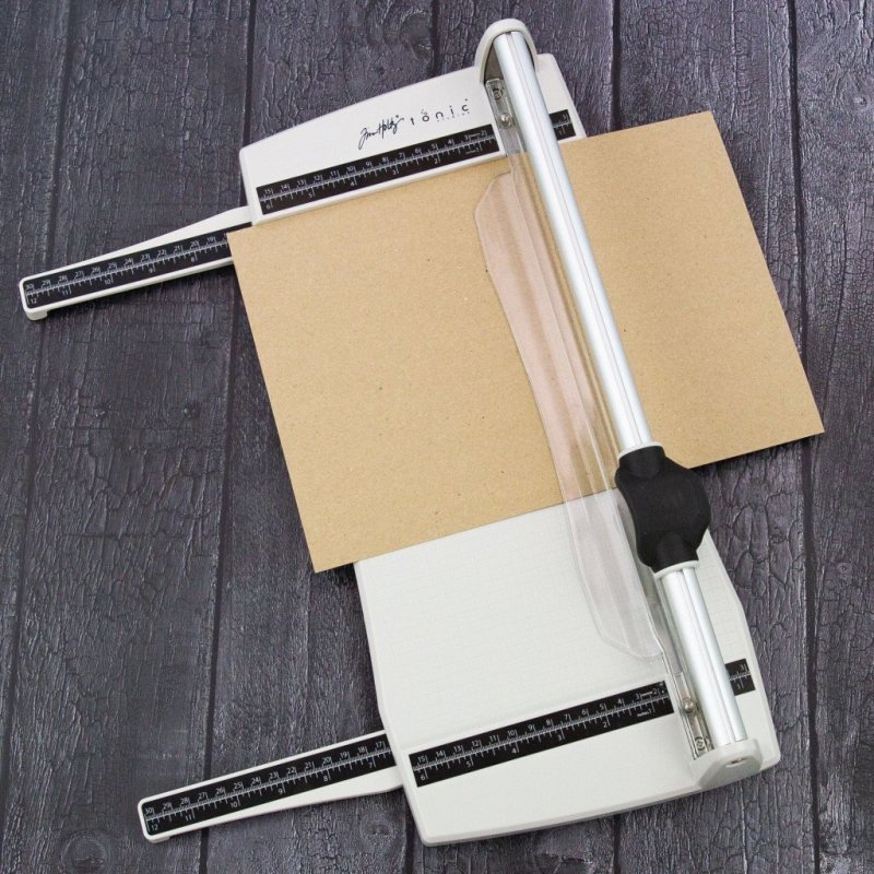 Tim Holtz Tonic Studios Rotary Media 31,5 cm Trimmer 4
