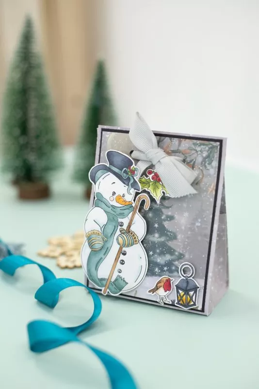 Crafters Companion Vintage Snowman 12"x12" inch paper pad 2